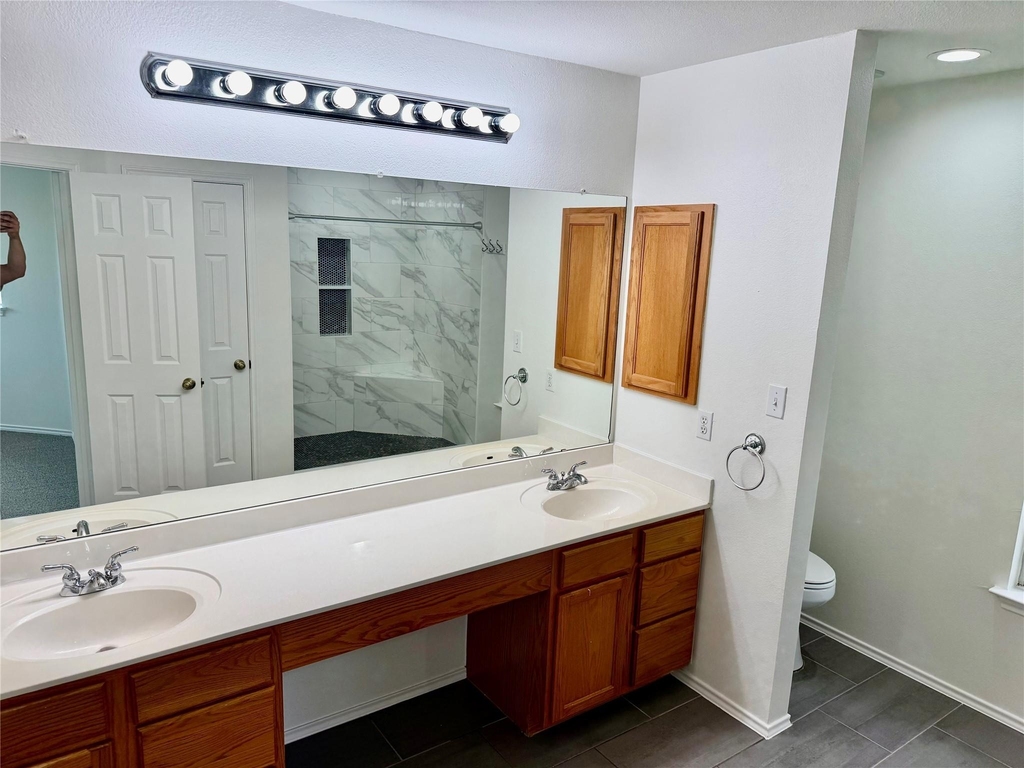 11210 Kingsgate Dr - Photo 16