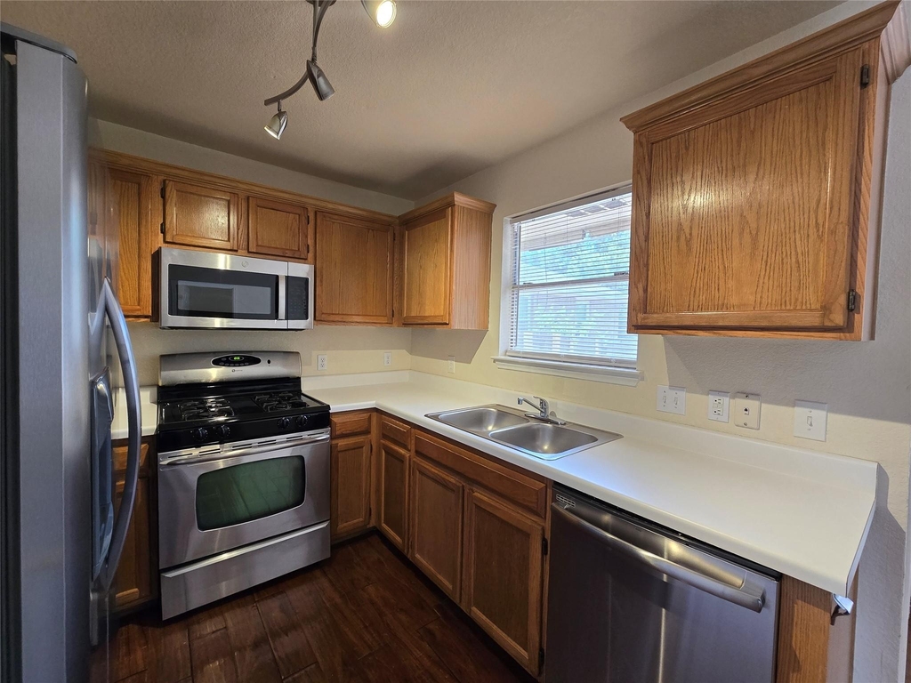 505 Shant St - Photo 15