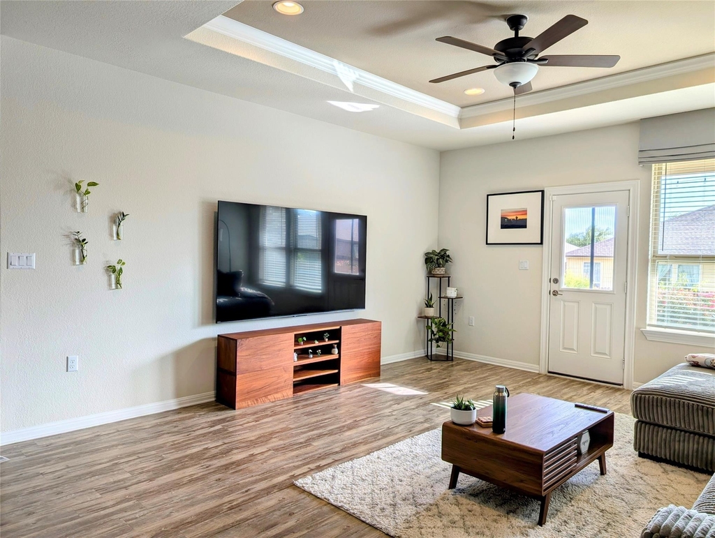 511 Hoot Owl Ln S - Photo 9