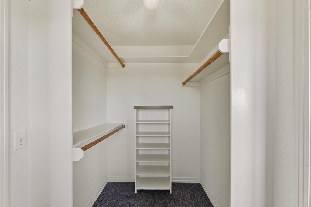 3309 Westhill Dr - Photo 18