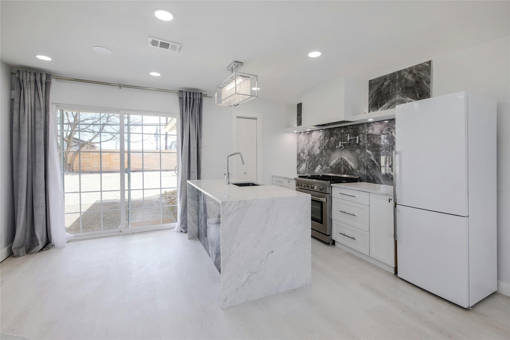 8505a Spearman Dr - Photo 5