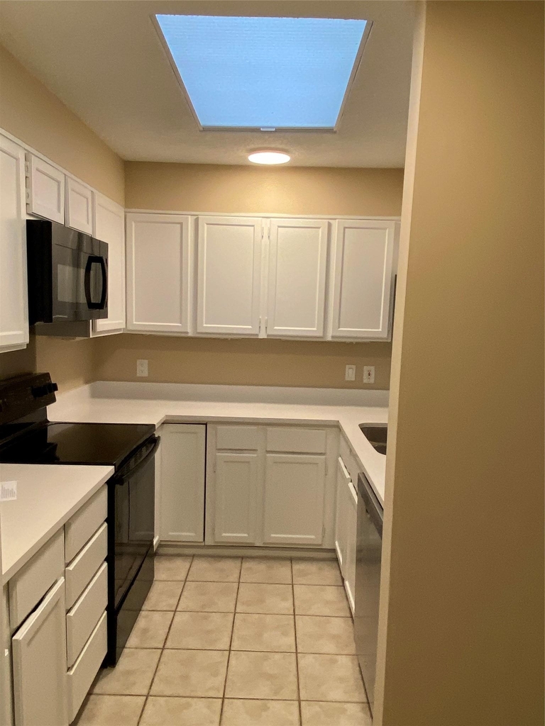 7922 N Ridgeline - Photo 2