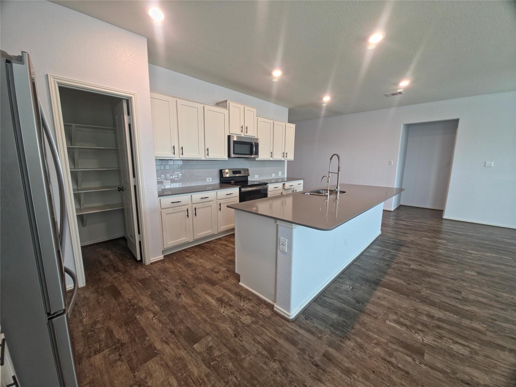 746 Carol Dr - Photo 7