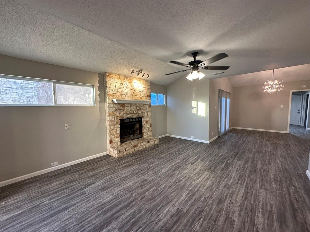 295 Mooring Cir - Photo 6