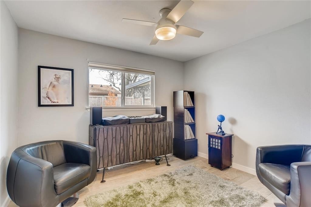 2403 Aldford Dr - Photo 12