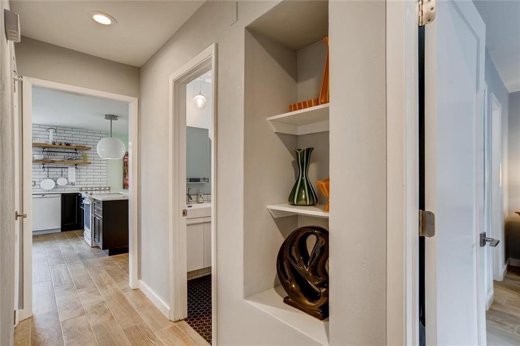 2403 Aldford Dr - Photo 15
