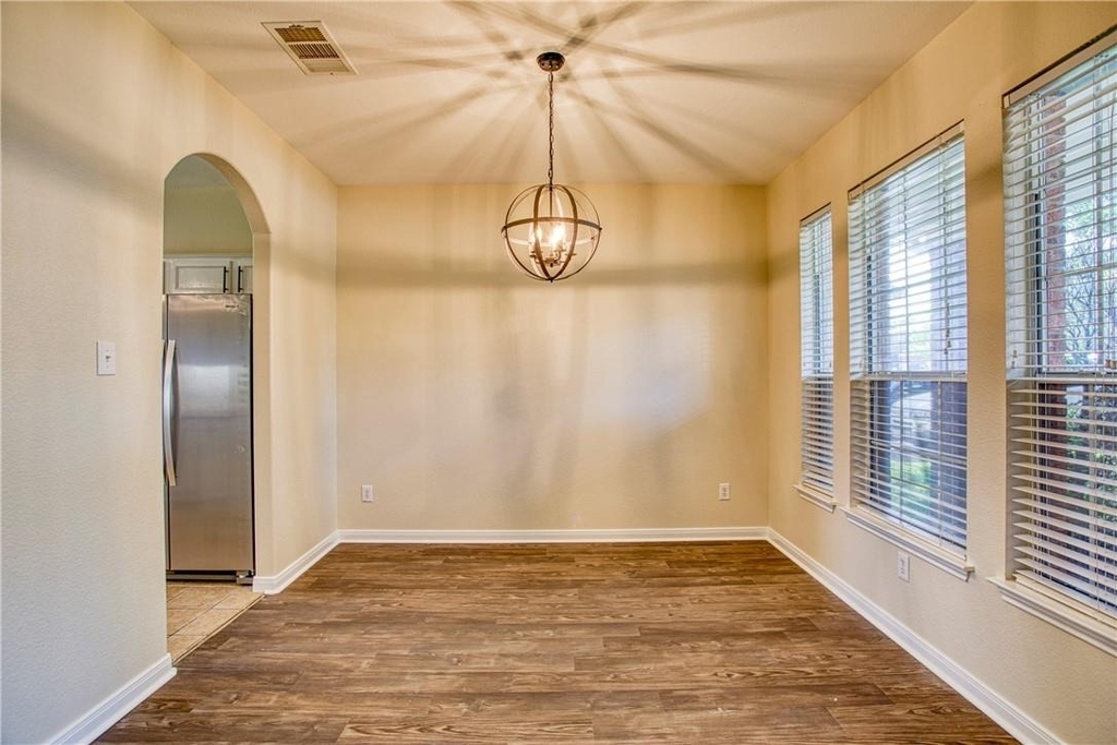 1107 Middle Brook Dr - Photo 5