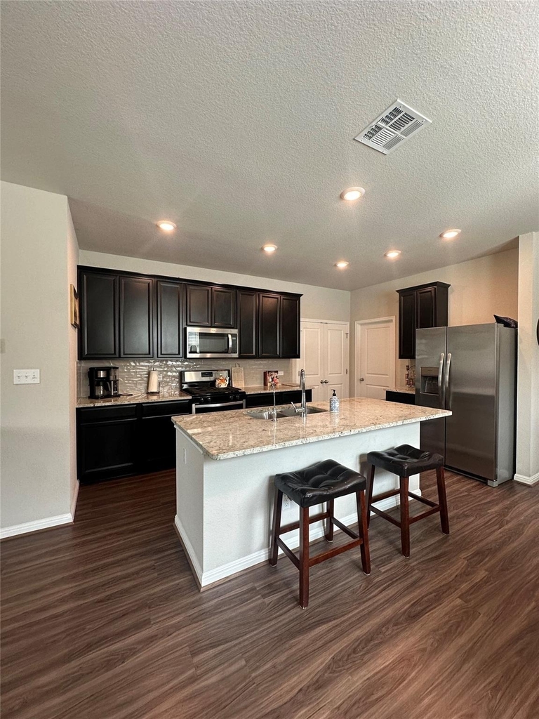 208 Mountain Valley St - Photo 3