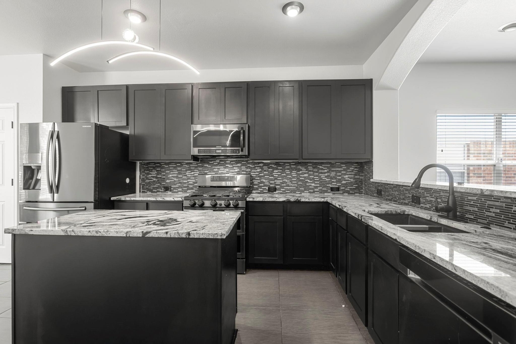 4405 Bandice Ln - Photo 23