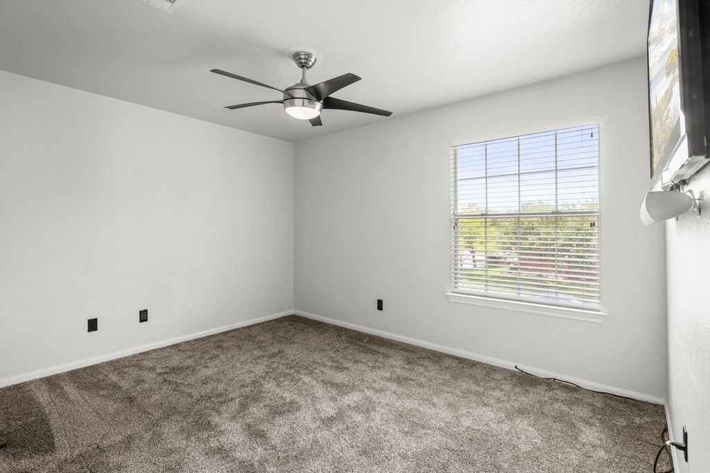 4405 Bandice Ln - Photo 14