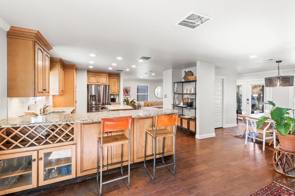 1113 W Oltorf St - Photo 11