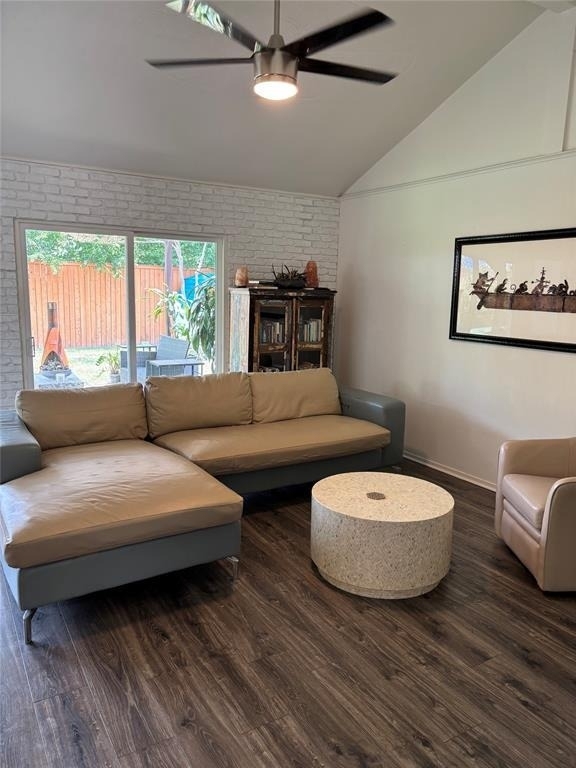 2518 Cockburn Dr - Photo 4