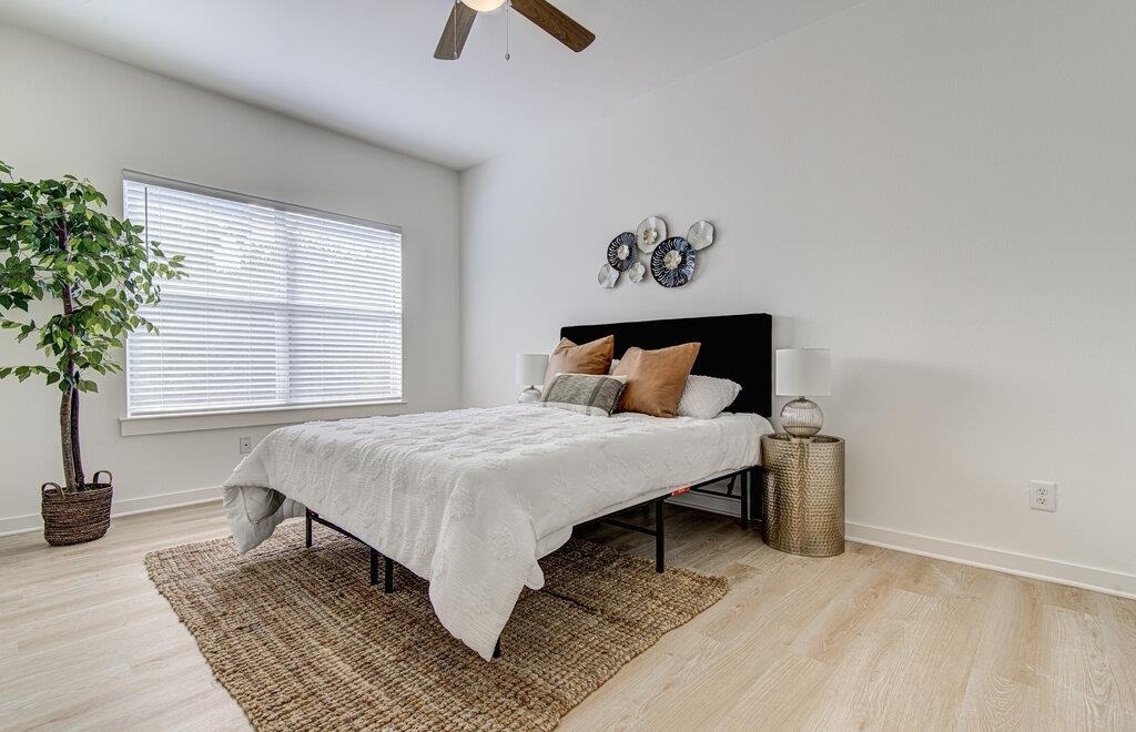 2106 Cullen Ave - Photo 6