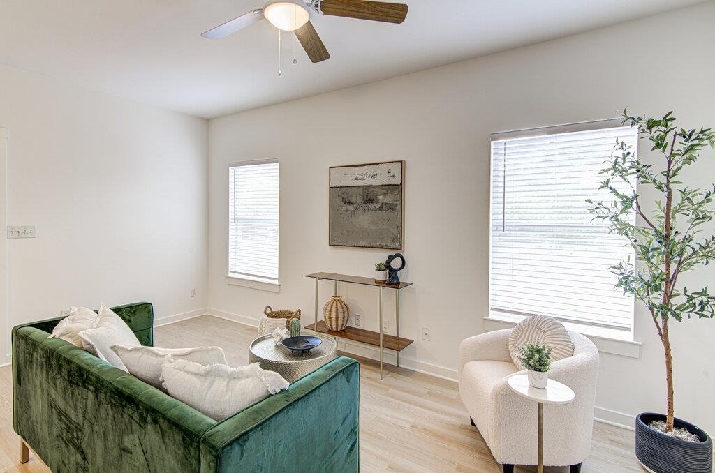 2106 Cullen Ave - Photo 1