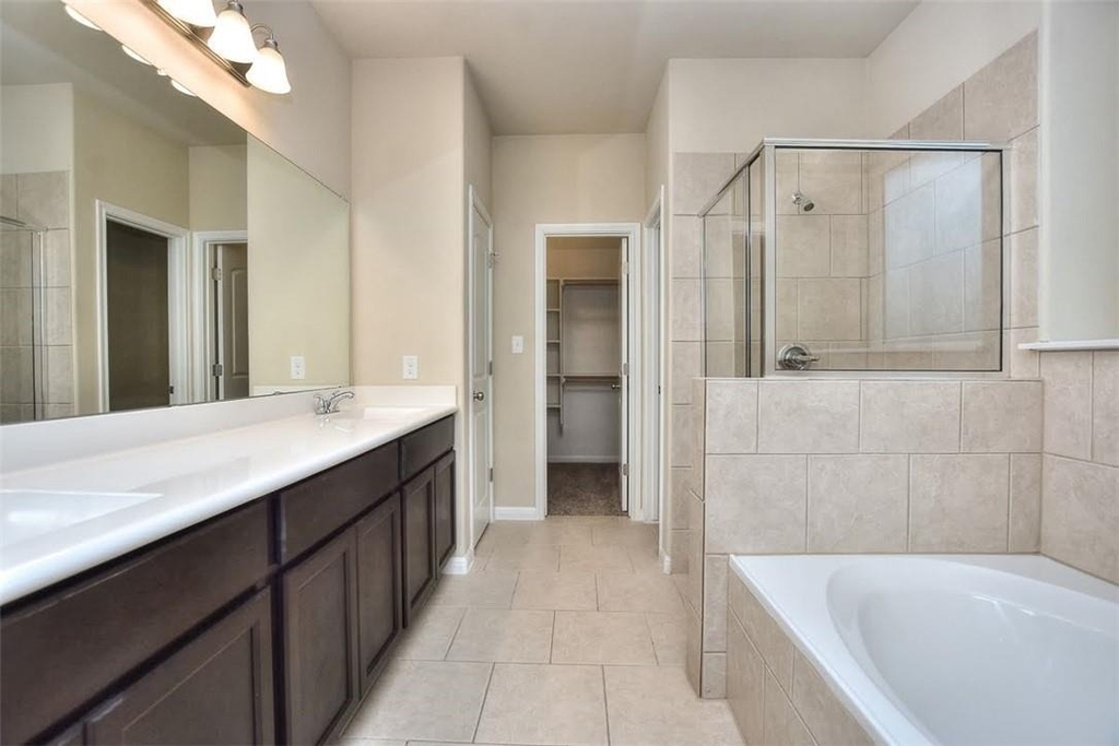 7993 Arezzo Dr - Photo 17