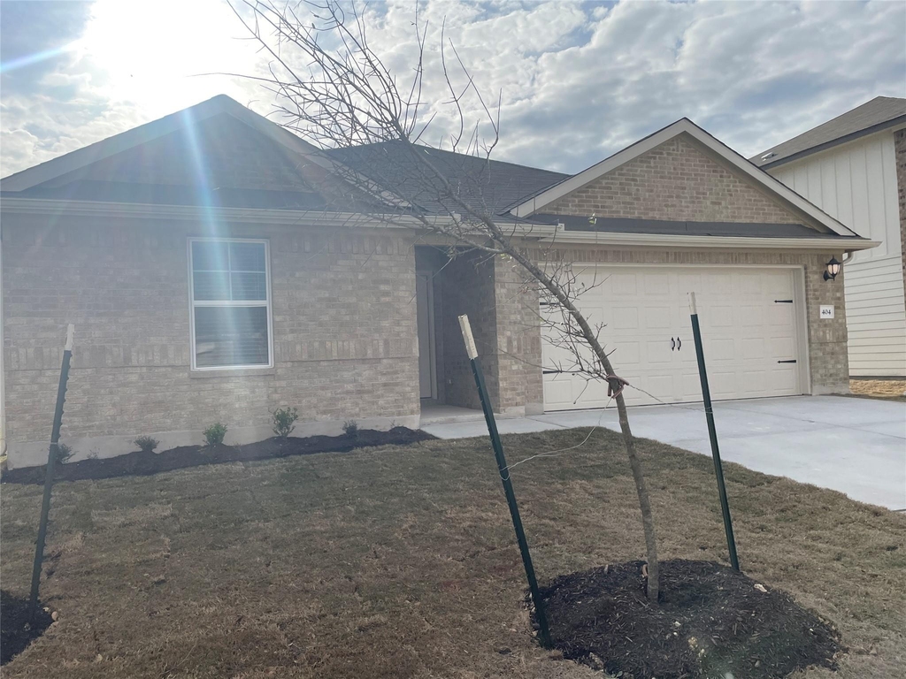 404 Grasslands Trl - Photo 2
