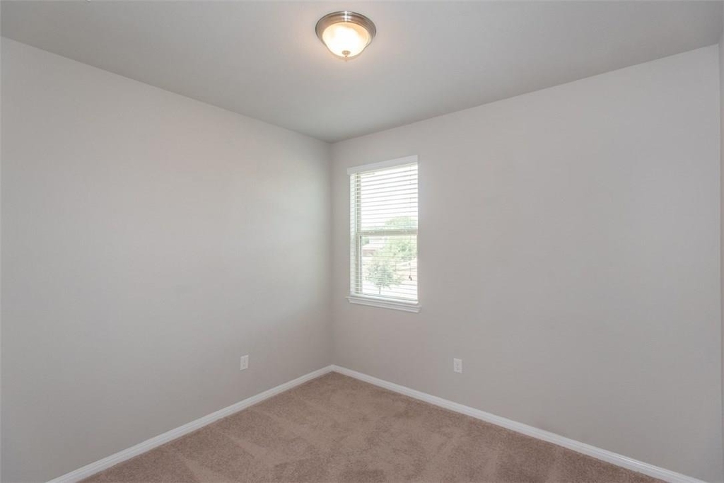 1001 Zodiac Ln - Photo 20