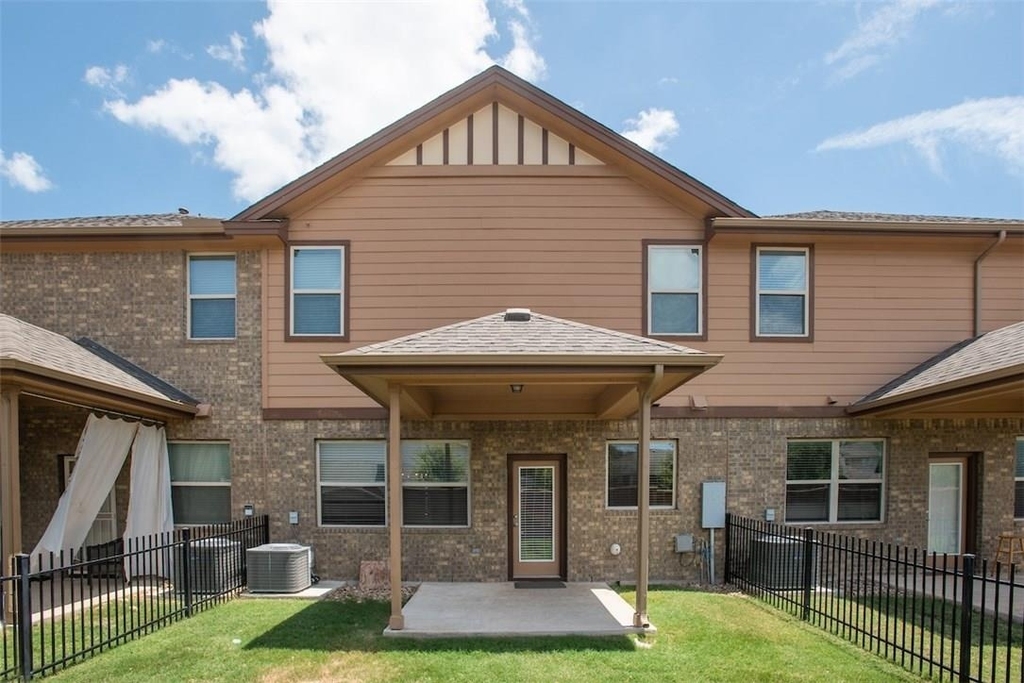 1001 Zodiac Ln - Photo 23