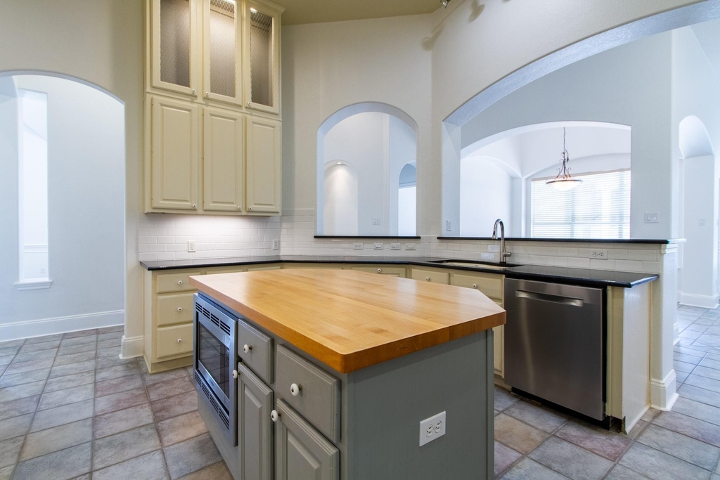 31 Lost Meadow Trl - Photo 11