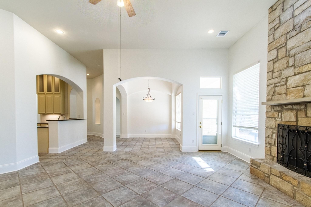 31 Lost Meadow Trl - Photo 12