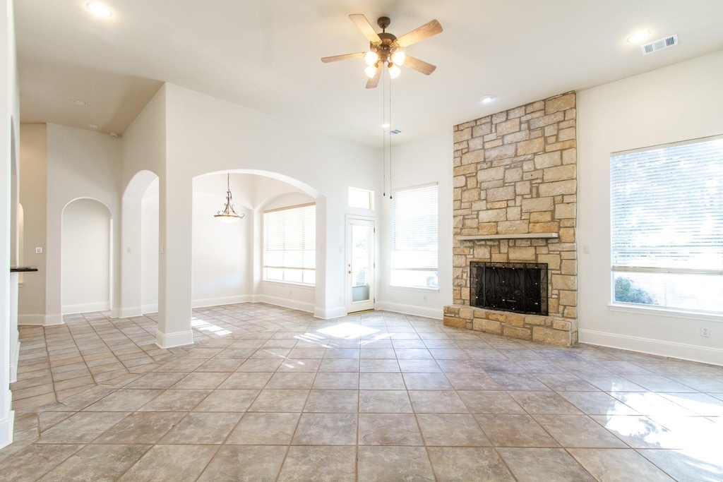31 Lost Meadow Trl - Photo 14