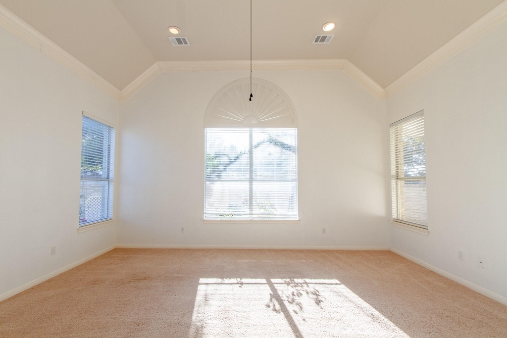 31 Lost Meadow Trl - Photo 18