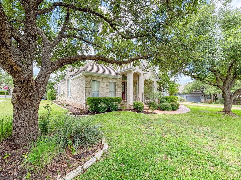 31 Lost Meadow Trl - Photo 1