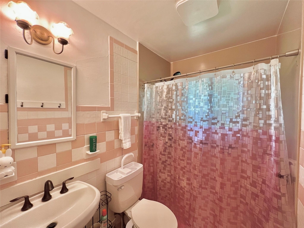 6615 Galindo St - Photo 9