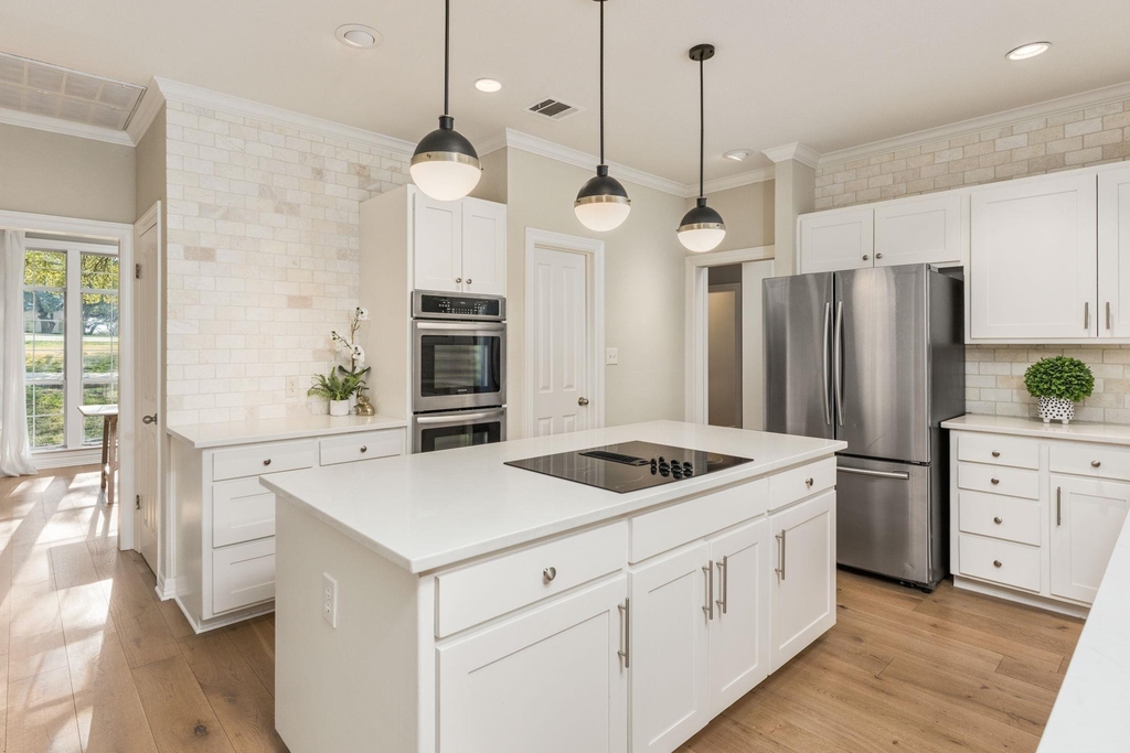 2016 Lakeway Blvd - Photo 14