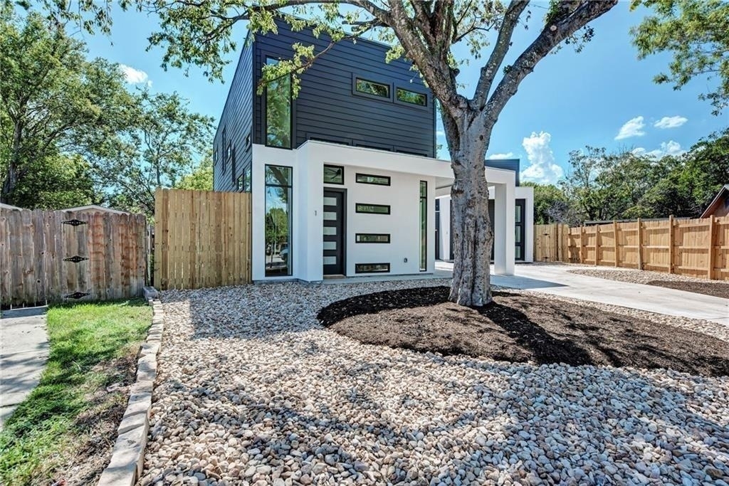 6111 Begonia Cir - Photo 1