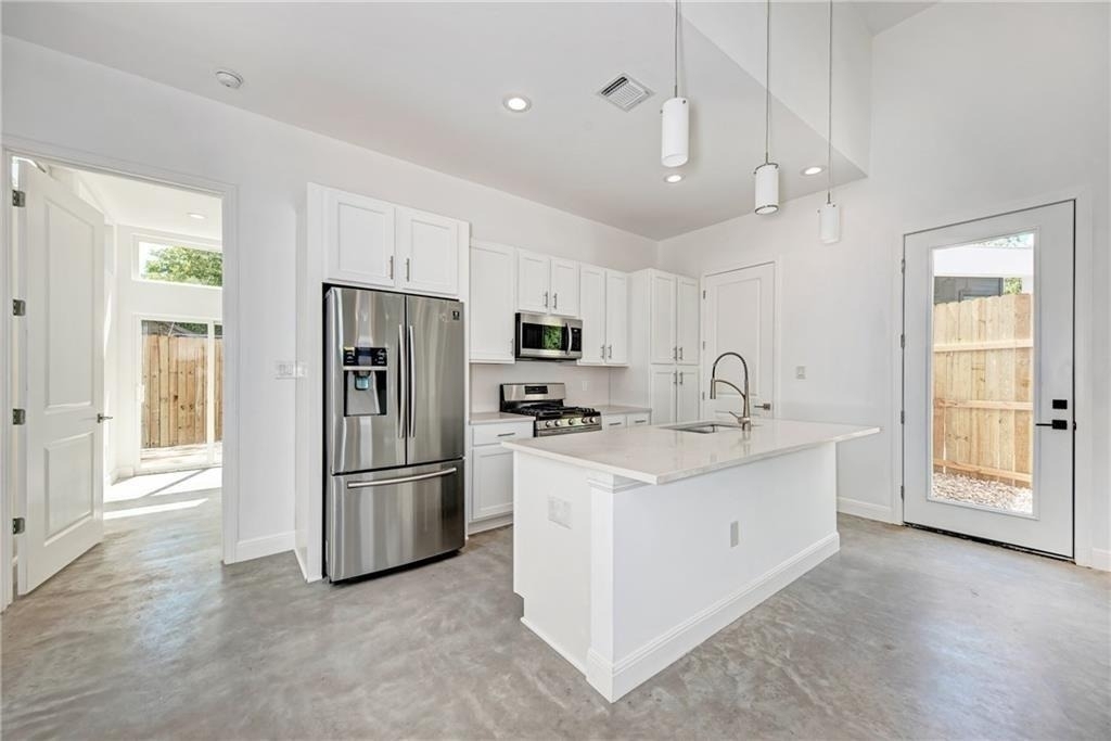 6111 Begonia Cir - Photo 7
