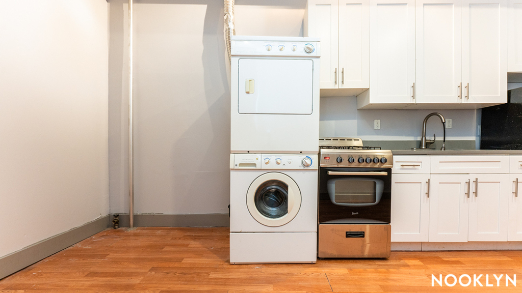 69 Cedar St 11221 - Photo 2