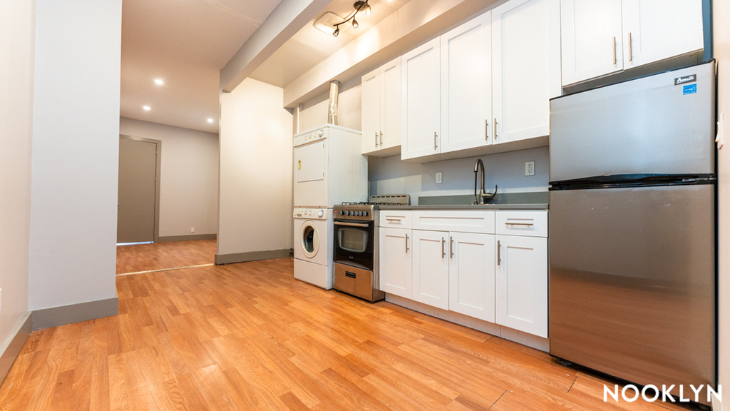 69 Cedar St 11221 - Photo 18