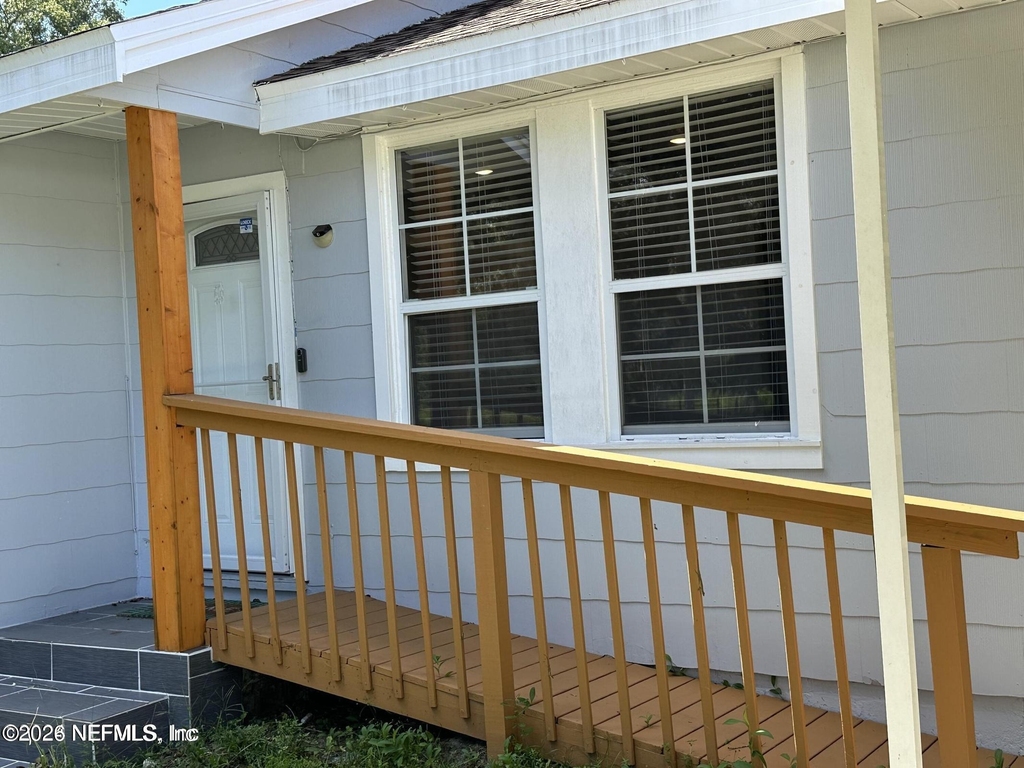 6660 Oriole Avenue - Photo 1