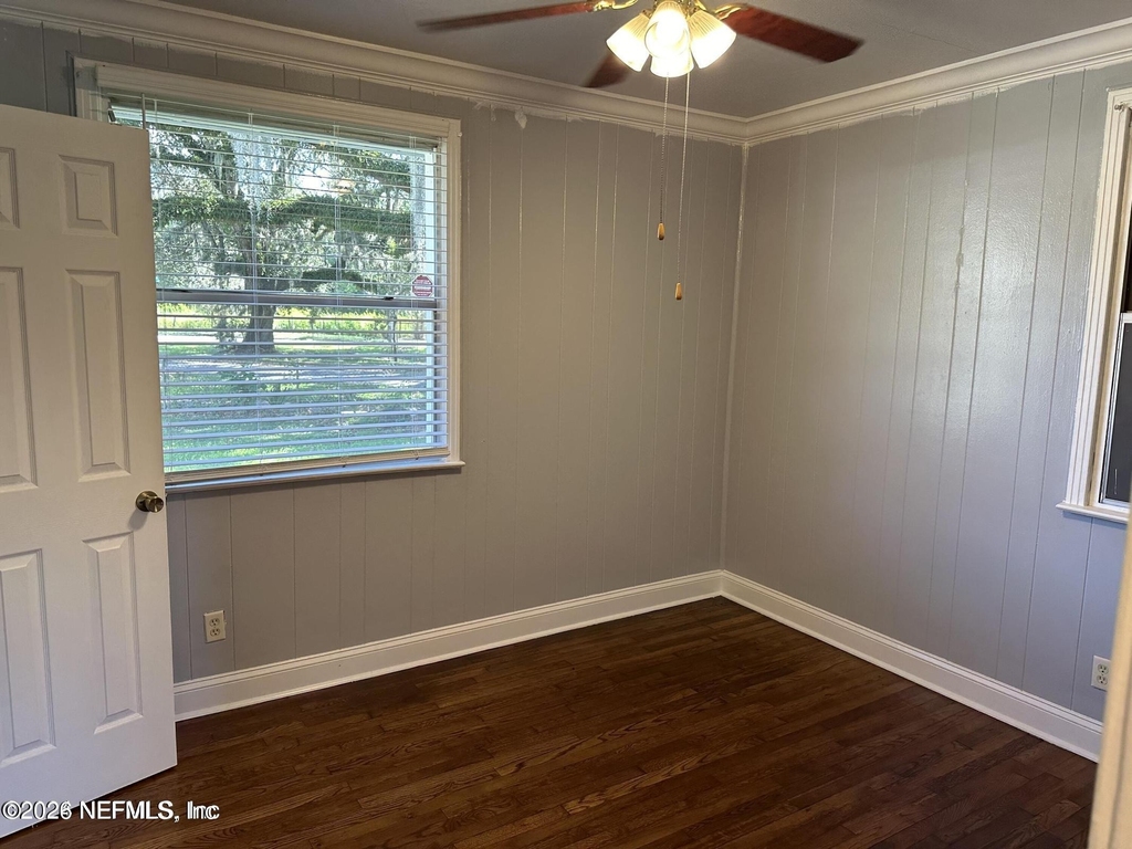 6660 Oriole Avenue - Photo 9
