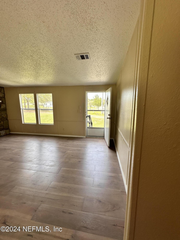 1751 Freedom Drive - Photo 3