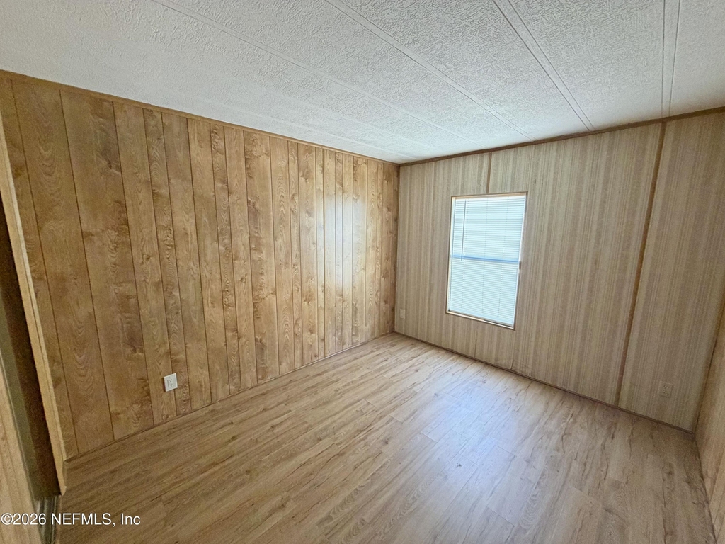 7633 Plumwood Drive - Photo 9