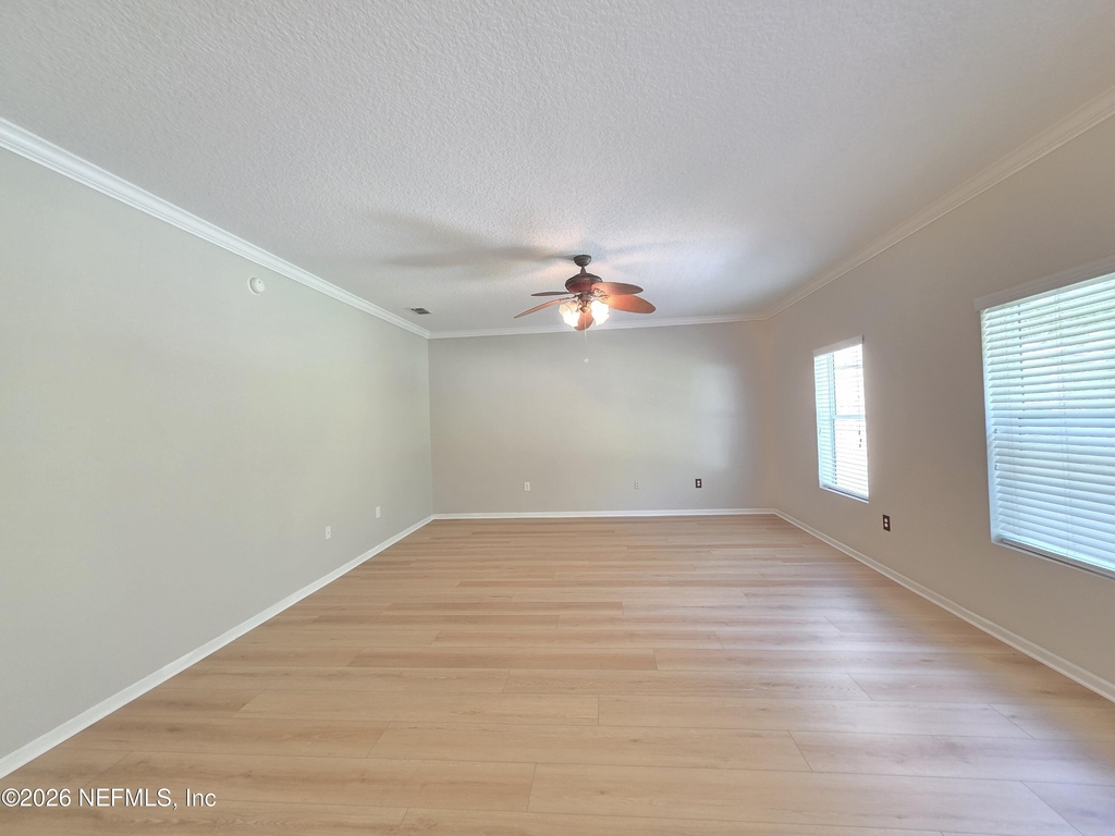 161 Flower Of Scotland Avenue - Photo 5
