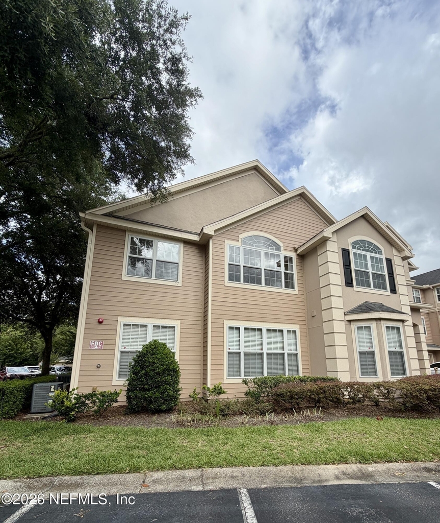 13810 Sutton Park Drive - Photo 0