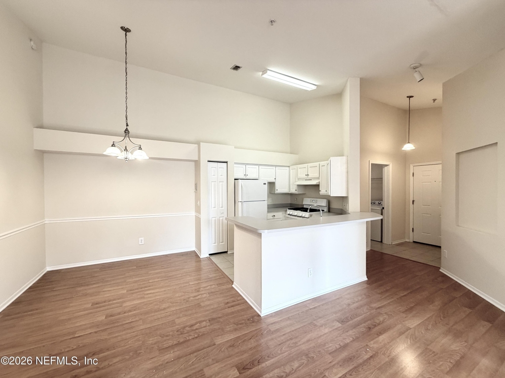 13810 Sutton Park Drive - Photo 7