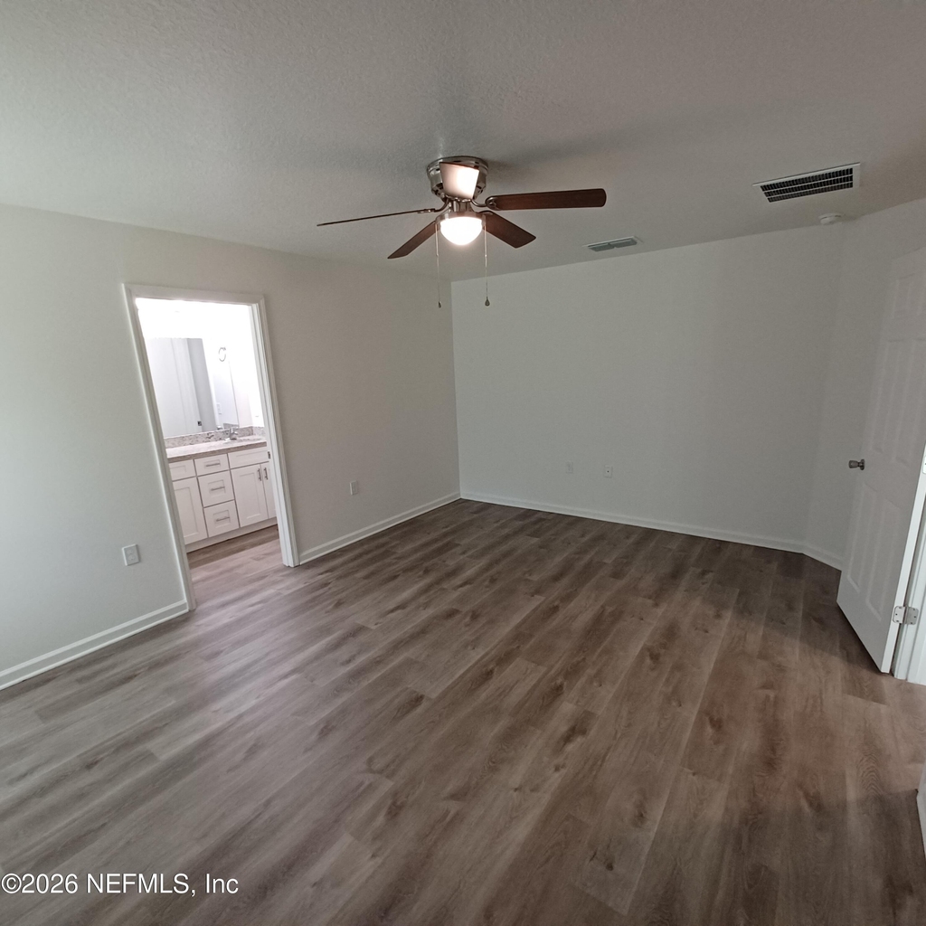 614 Hannah Street - Photo 9