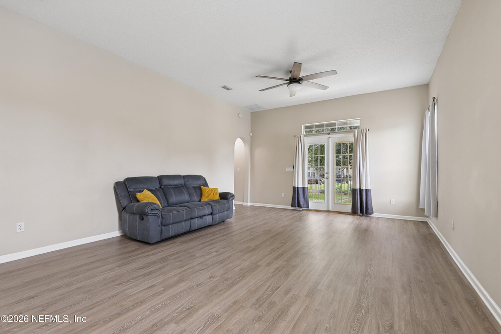 11242 Panther Creek Parkway - Photo 13