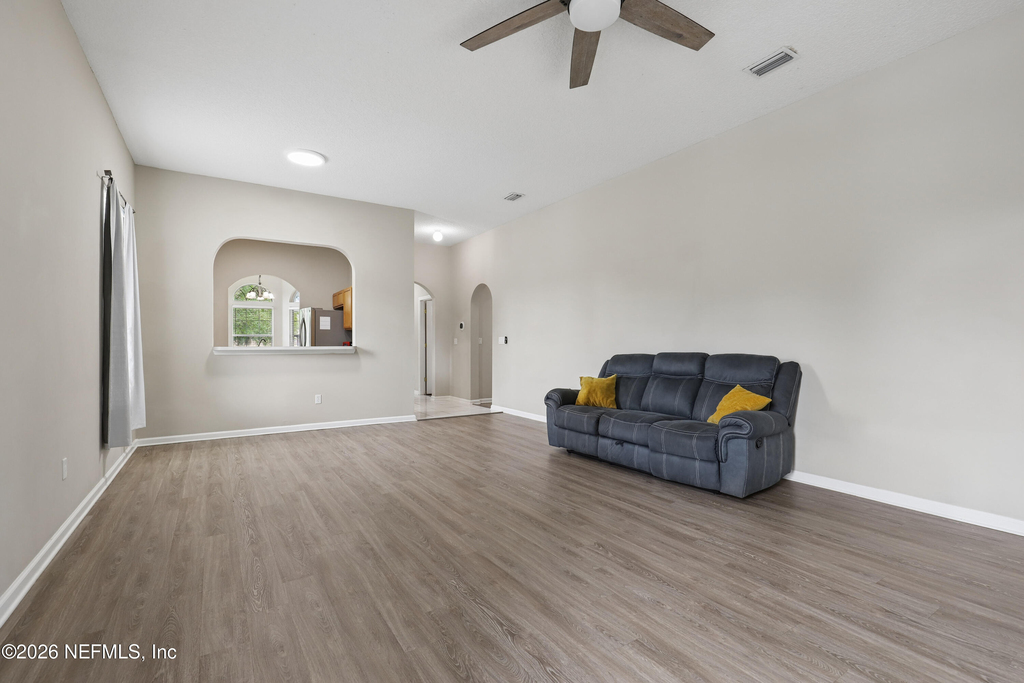 11242 Panther Creek Parkway - Photo 14
