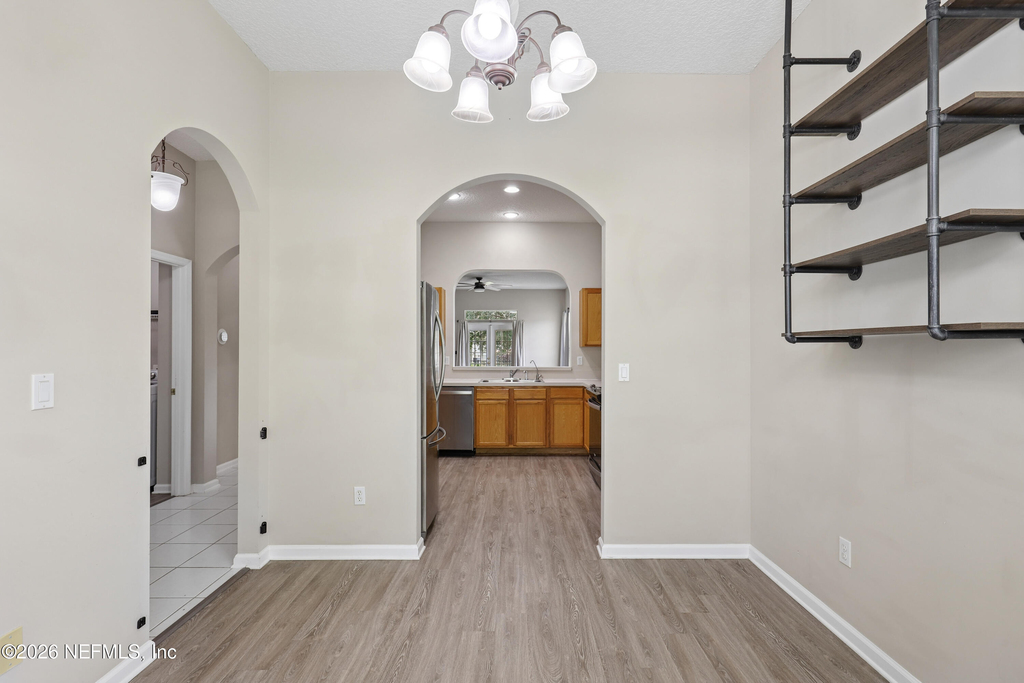 11242 Panther Creek Parkway - Photo 3
