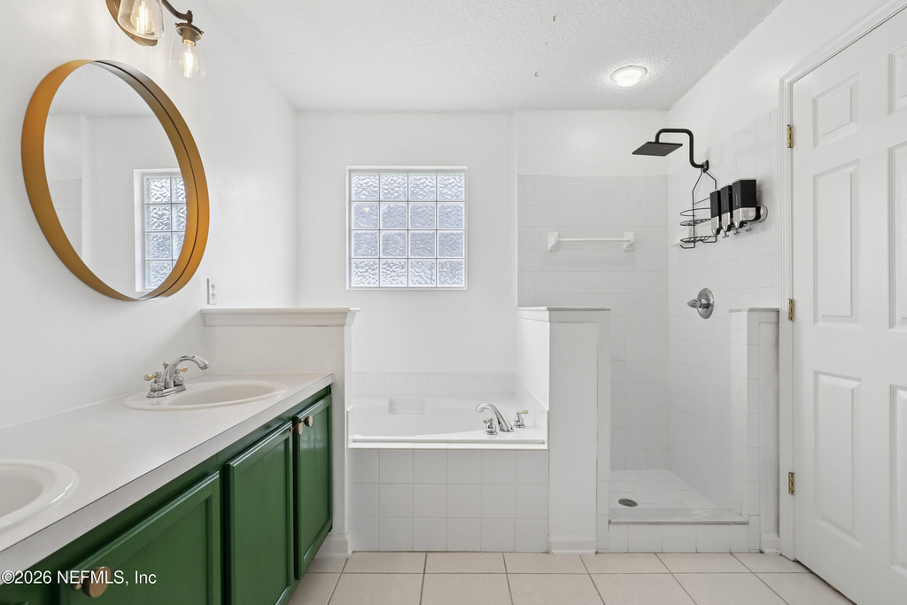 11242 Panther Creek Parkway - Photo 21