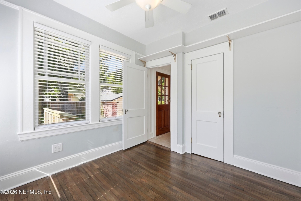 2614 Dellwood Avenue - Photo 18
