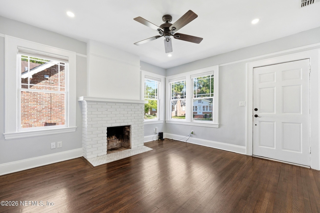 2614 Dellwood Avenue - Photo 7