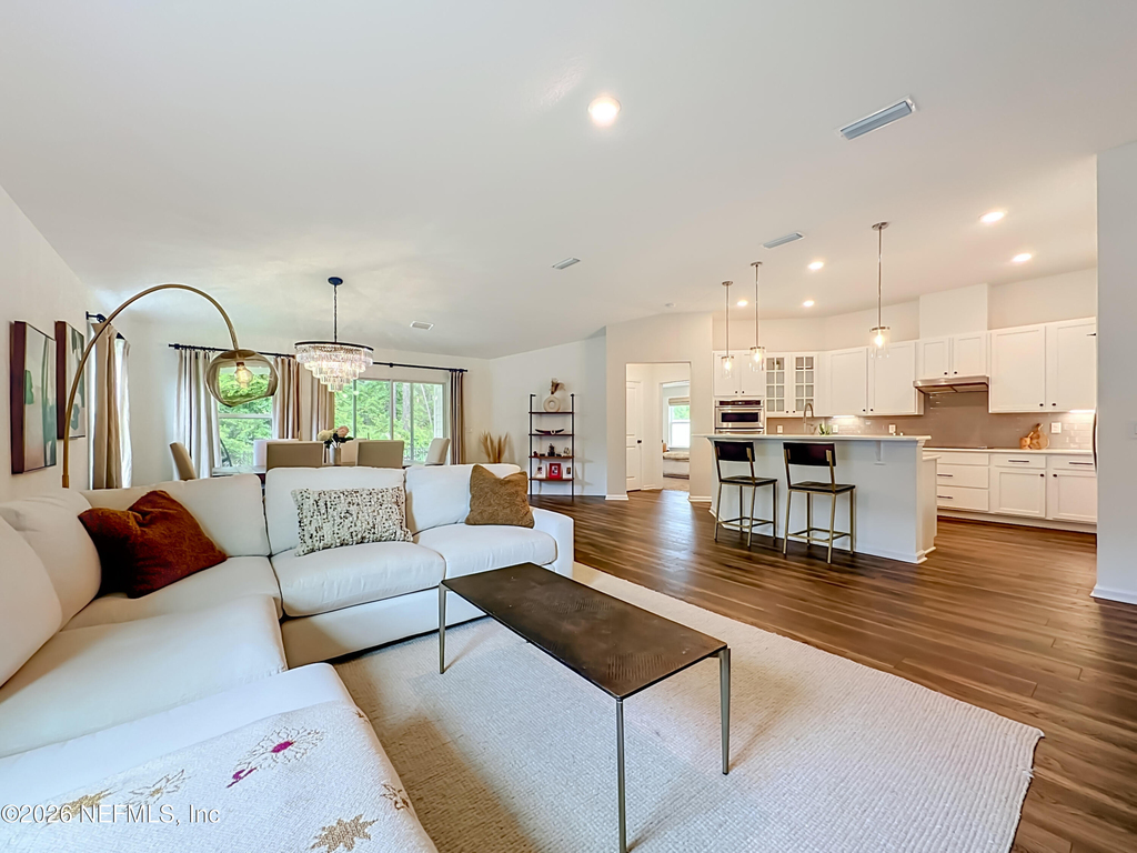 826 Flach Drive - Photo 5