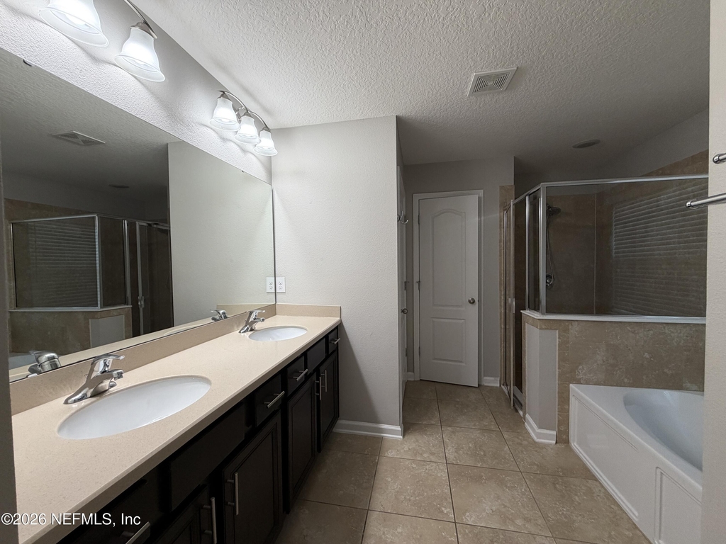 1892 High Prairie Lane - Photo 15