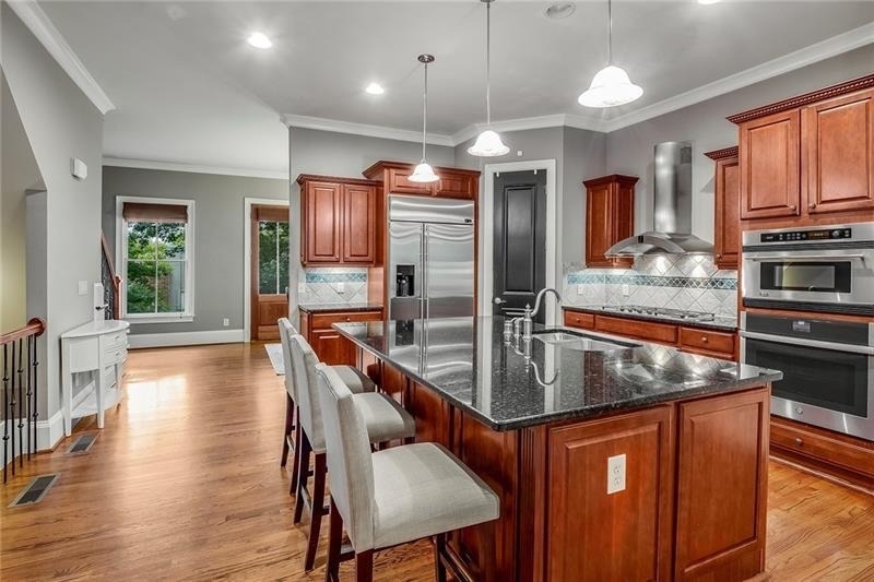 1219 Mecaslin Street Nw - Photo 2